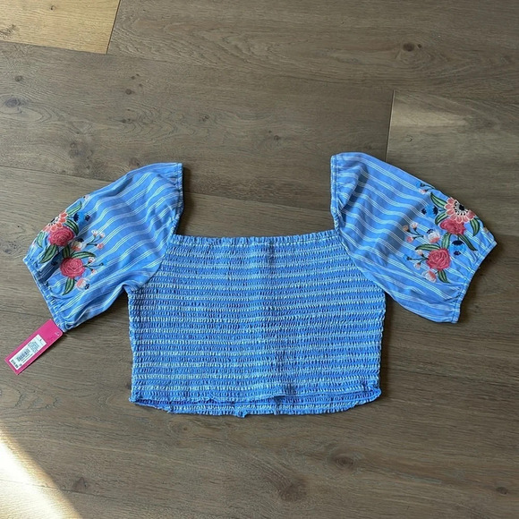 Embroidered Stripped Crop Top Size Large NWT - Picture 6 of 7